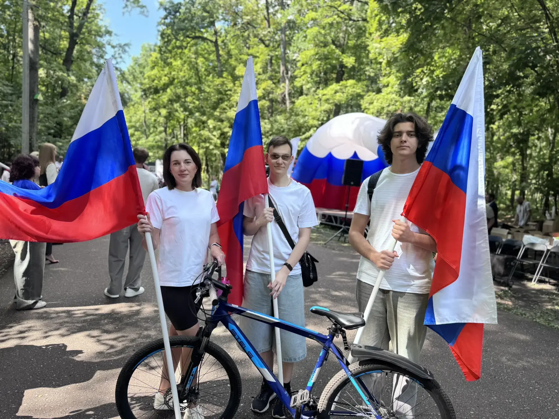 🇷🇺 Филиал РГАИС в г. Пензе принял участие в традиционном велопараде «Триколор»