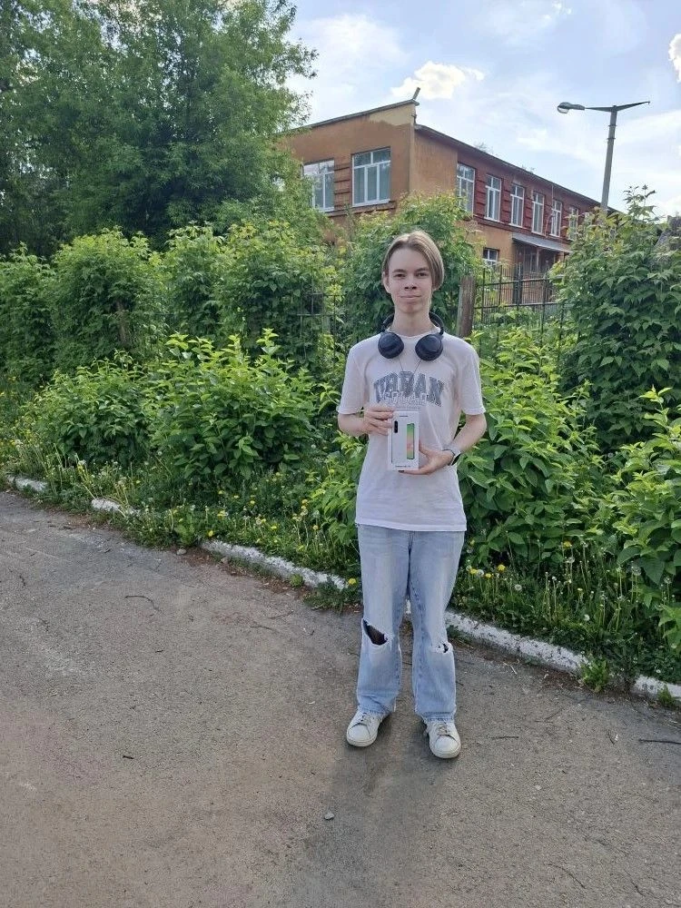 🏆 Поздравляем Возжаева Артёма — победителя розыгрыша среди активных волонтёров! 
 
С радостью сообщ