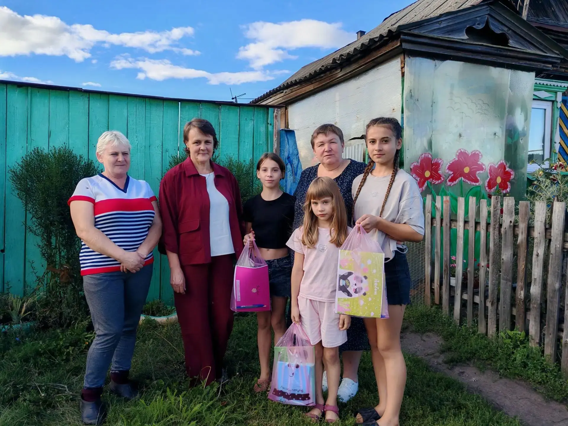 Акция «Собери ребёнка в школу» — это ежегодная благотворительная акция, которая проходи...