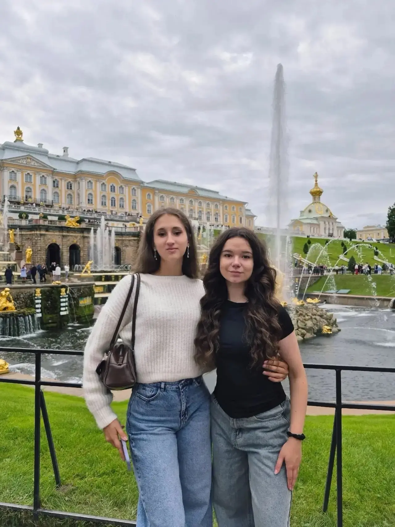 Привет из Ленинградской области от золотухинских ребят! 👋