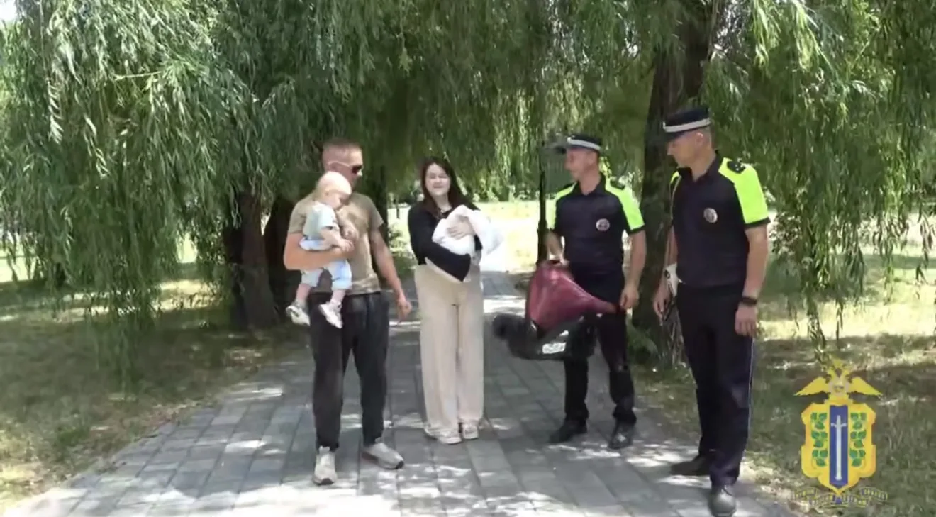 👶 Сотрудники Госавтоинспекции пришли на помощь роженице, которую муж не смог самостоят...