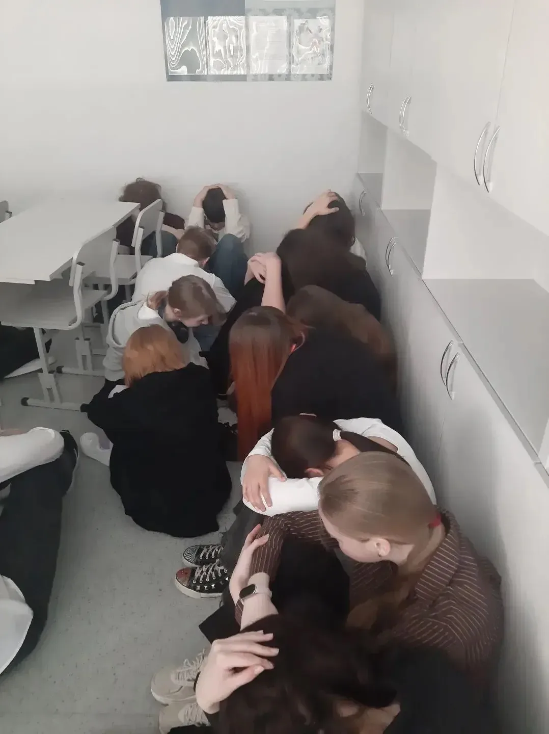 📍16 марта в школе 28 была проведена объектовая тренировка действий в случае угрозы вооруженного напа