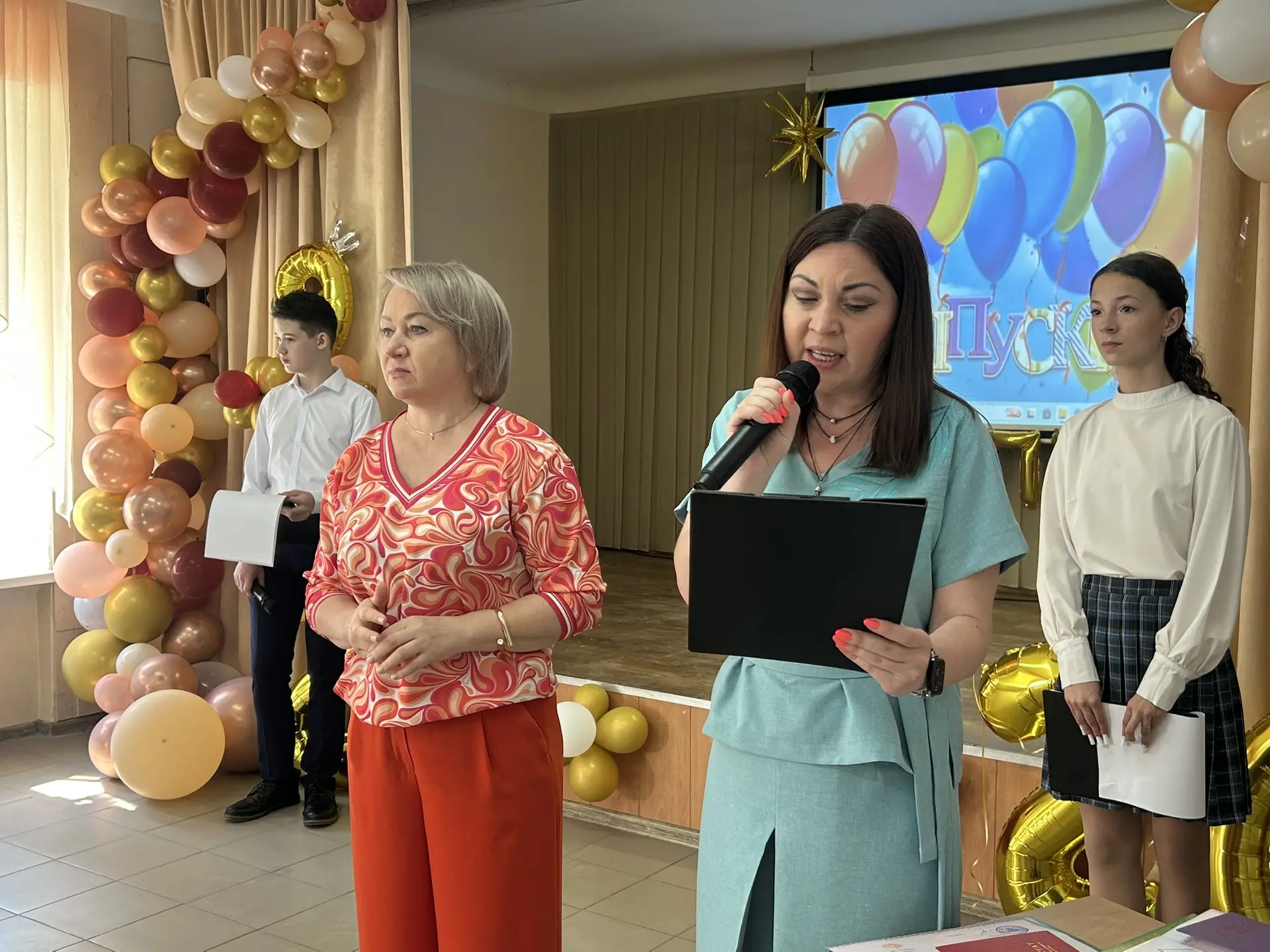 Друзья, давайте еще раз окунемся в атмосферу праздника! ✨