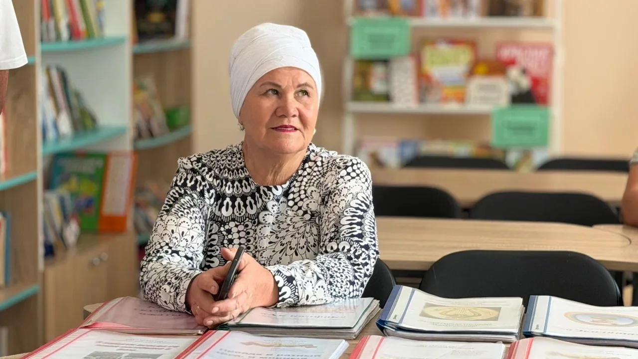 Более 20 лет на службе малой родине: история главы Среднекорсинского поселения