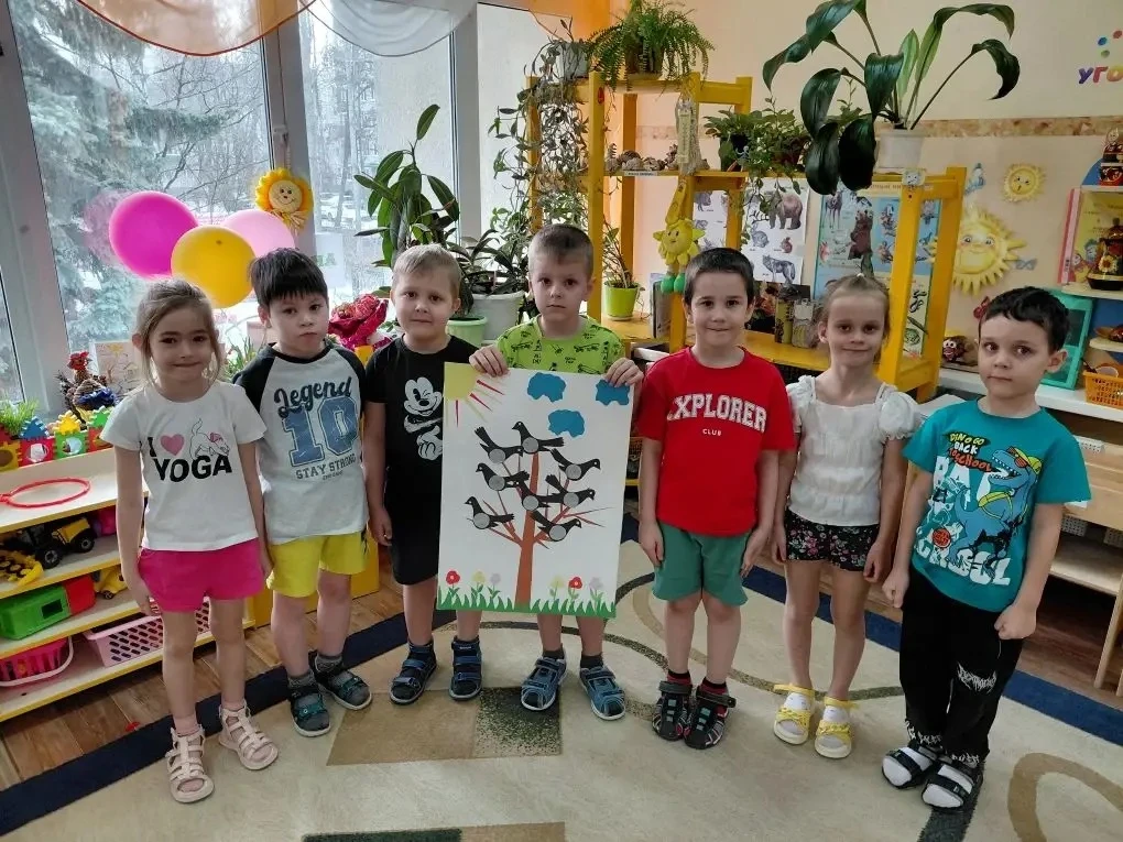 23 марта  в группе  "Солнышко" была проведена  беседа на тему:"Сороки".В ходе беседы до...