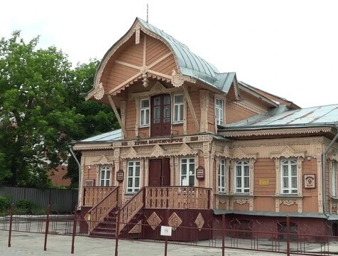 Историю Дома мастеров рассказали калужанам в честь праздника народных промыслов


День народных худо