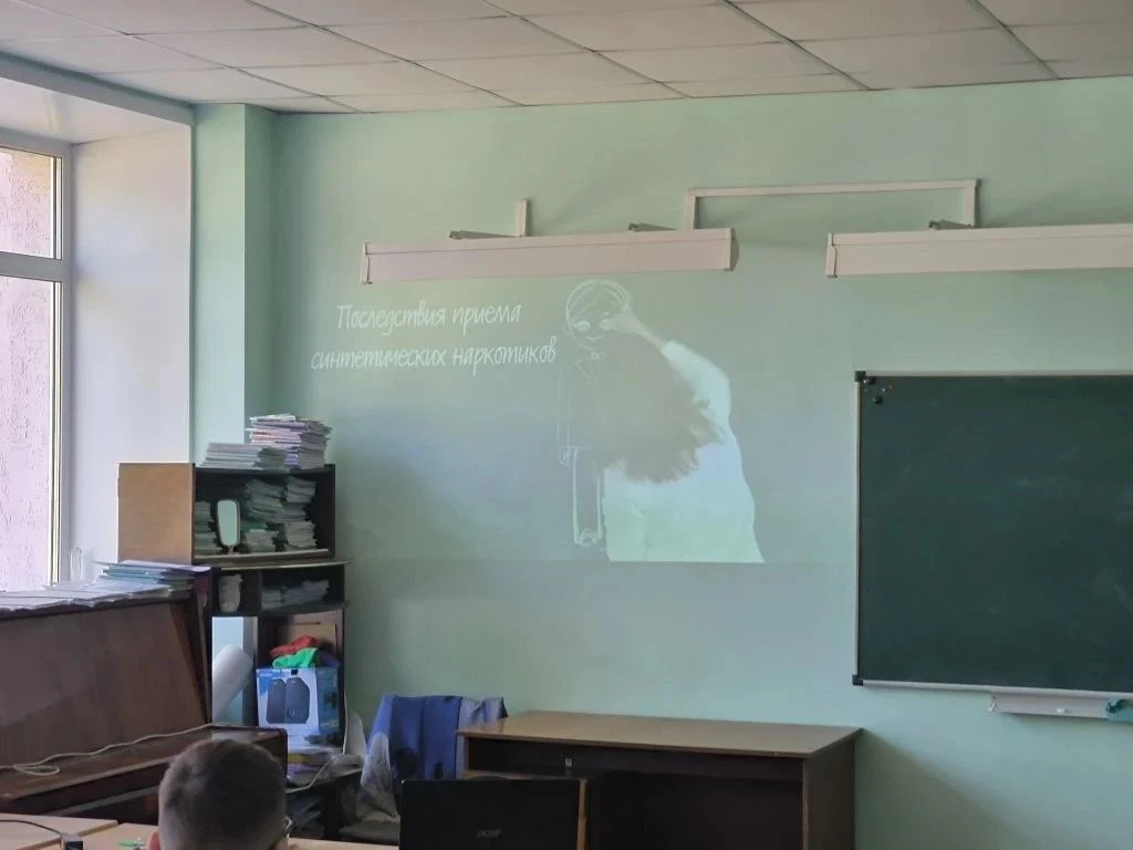 В 9 В и 9Г классах (классные руководители: Монахова Ю.А. и Валькова О.В.) прошла беседа «Правонаруше