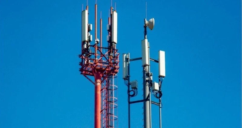 В России официально запустили 5G, сообщило Минцифры. Сети будут работать на частотах LT...