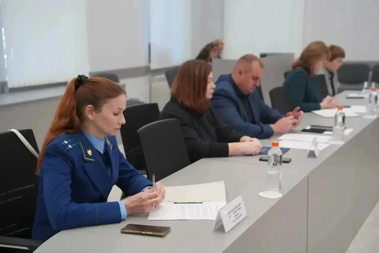 Прокуратура Псковского района участвовала в тринадцатой сессии местного собрания депута...