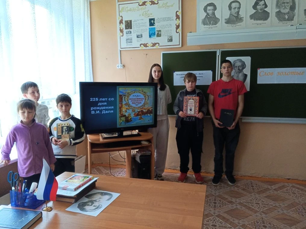 День четвёртый «Устное народное творчество» (04.06.2026)

    Темой дня стало «Устное народное творч