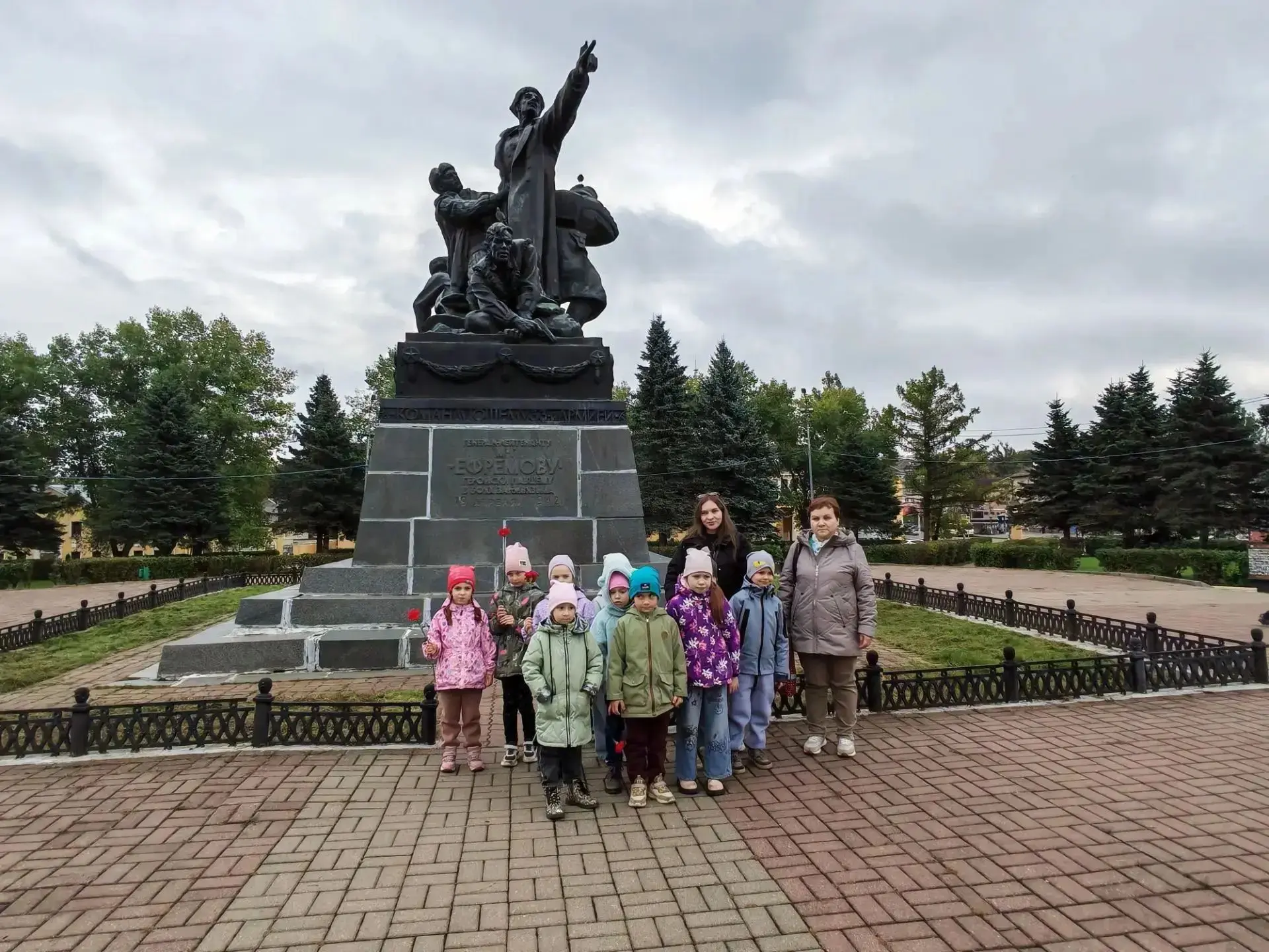 🎖️Память, которую мы бережно передаём детям: День освобождения Смоленщины.