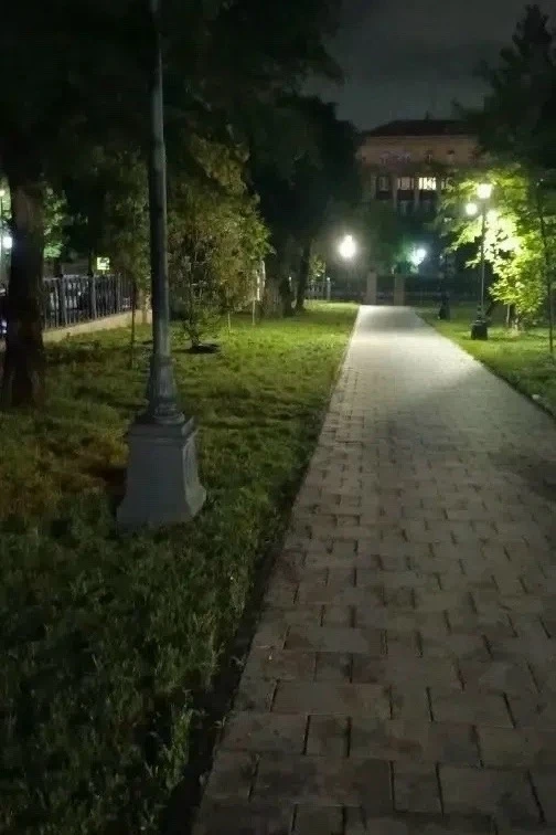 Собака чуть не погибла от электрического удара в парке

В Магнитогорске прогулка по парку Металлурго