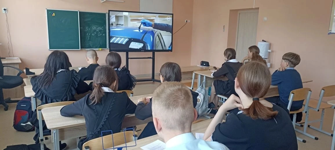 🇷🇺Россия - мои горизонты   📢14 мая в МАОУ СОШ имени С.Е. Кузнецова с. Чемодановка состоялось занятие