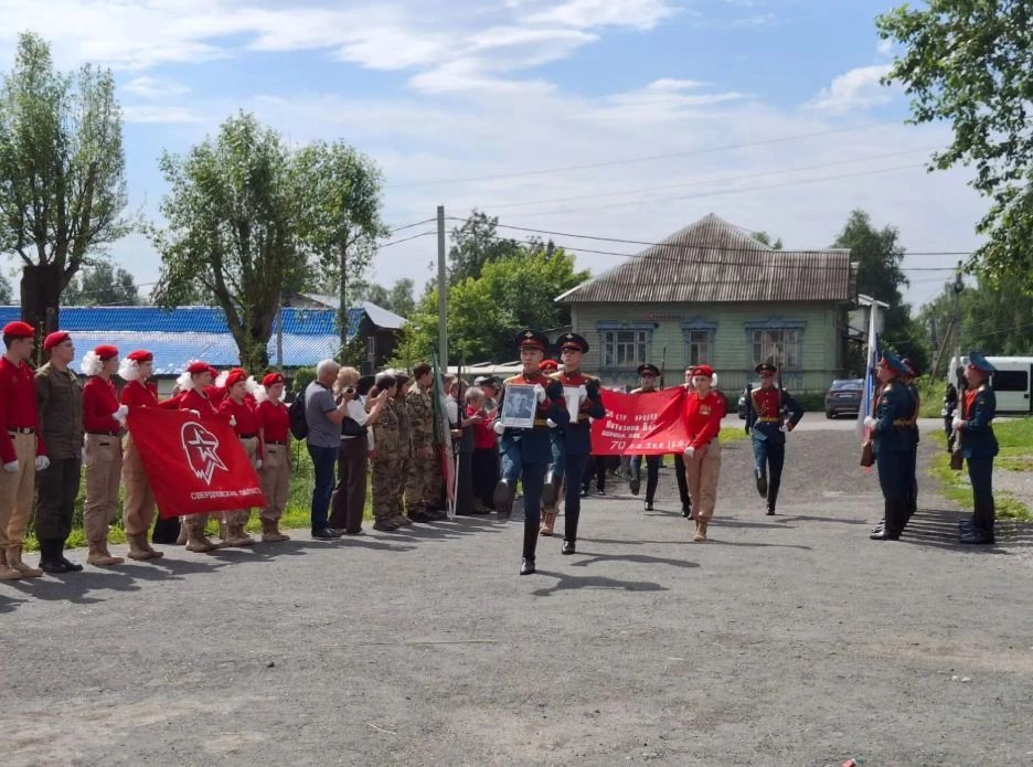 Сегодня в первоуральском посёлке Билимбай захоронили останки Александра Дмитриевича Катаева – солдат