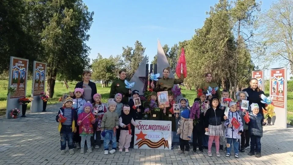 ✨ Сегодня в нашем детском саду прошло торжественное мероприятие, приуроченное к Дню Поб...