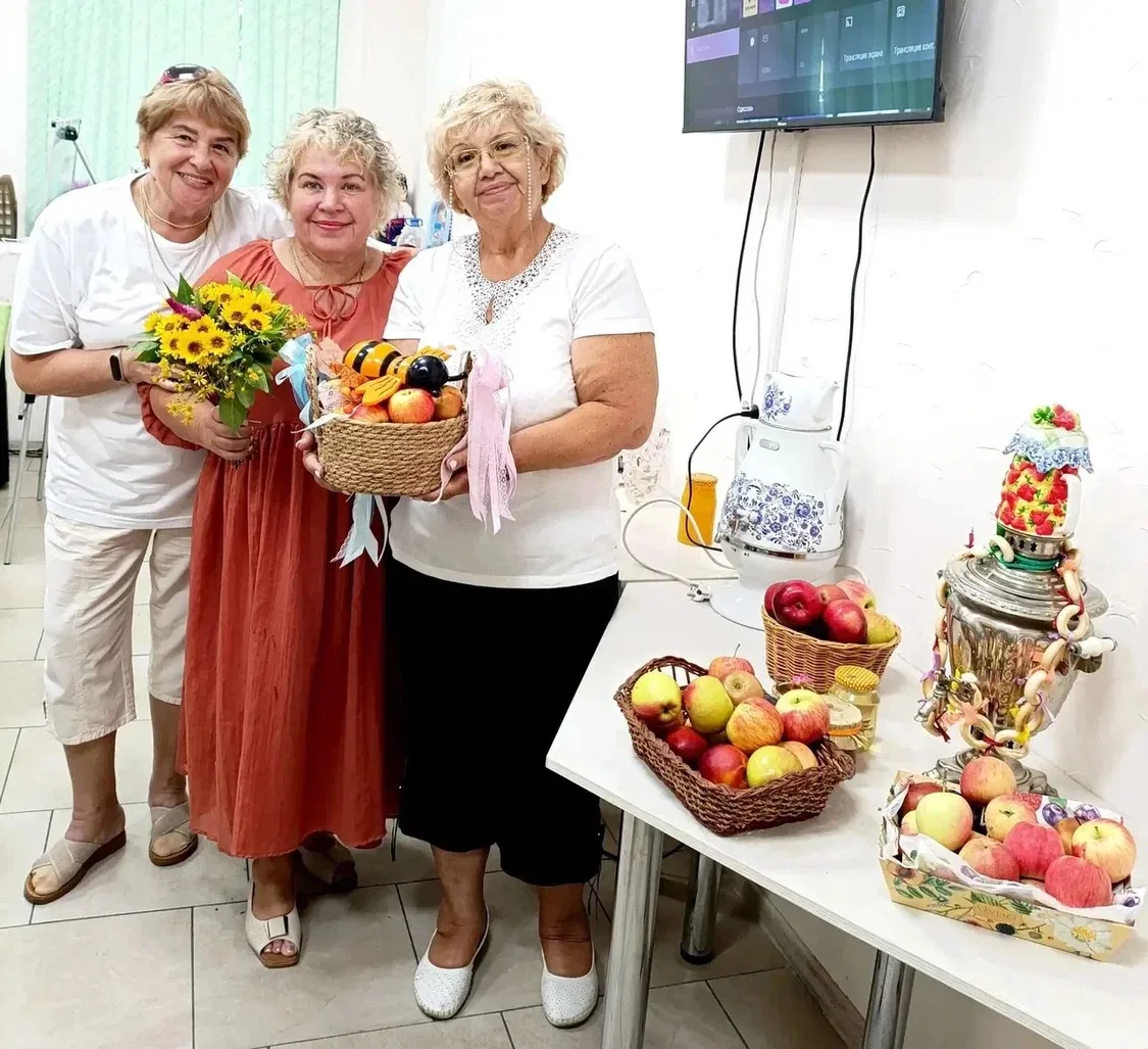 Сегодня - Международный день пожилого человека.