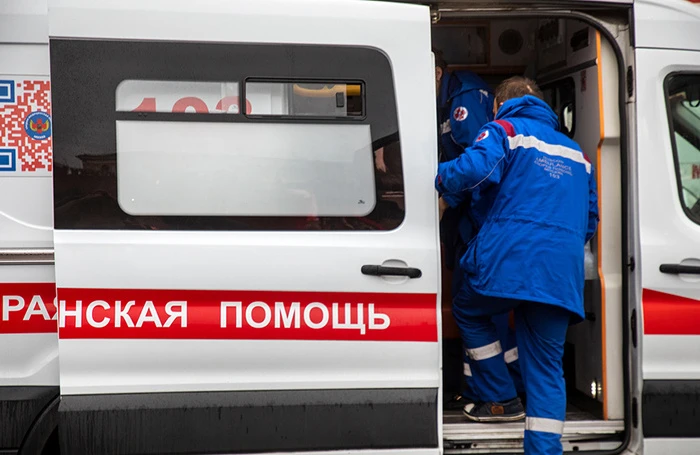 ❗️В РОССИИ НЕ ХВАТАЕТ МЕДИКОВ !

👩‍⚕️Около 23 тысяч врачей и 63 тысяч медсестер и фельдшеров. 

И х