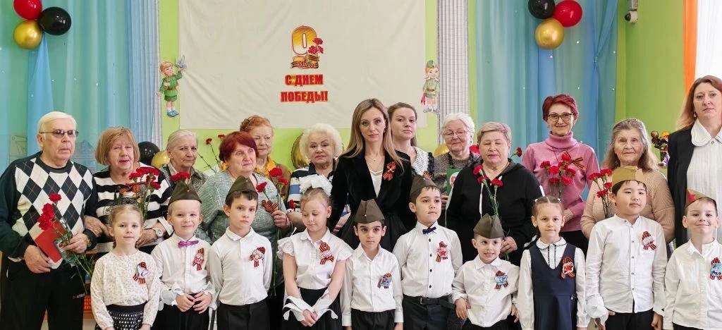 5 мая в нашем детском саду прошёл трогательный досуг, посвящённый Дню Победы. 🌷