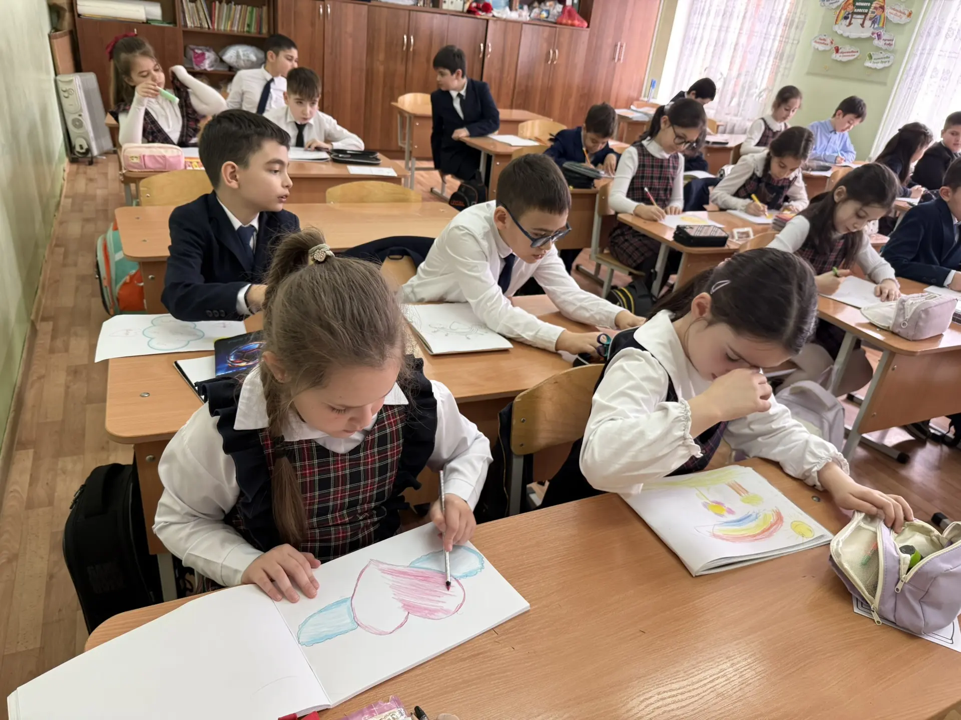 20 марта, в прекрасный весенний день, вся планета отмечает удивительный праздник — Международный ден