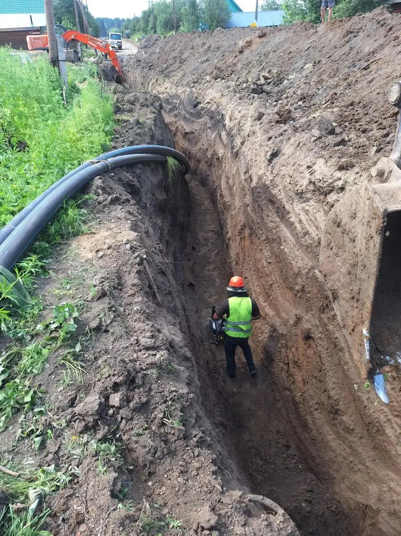 #ЖКХ
В крае ремонтируют 321 километр коммунальных сетей:
👉 151 км сетей водоснабжения и водоотведен