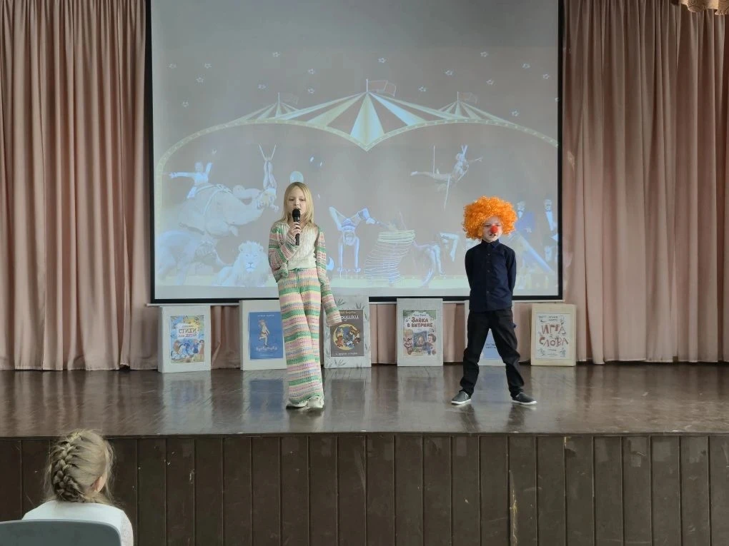 Наука — это не только учебники, но и настоящий праздник! 🧪🎭 20 марта мы ярко и шумно подвели итоги Н