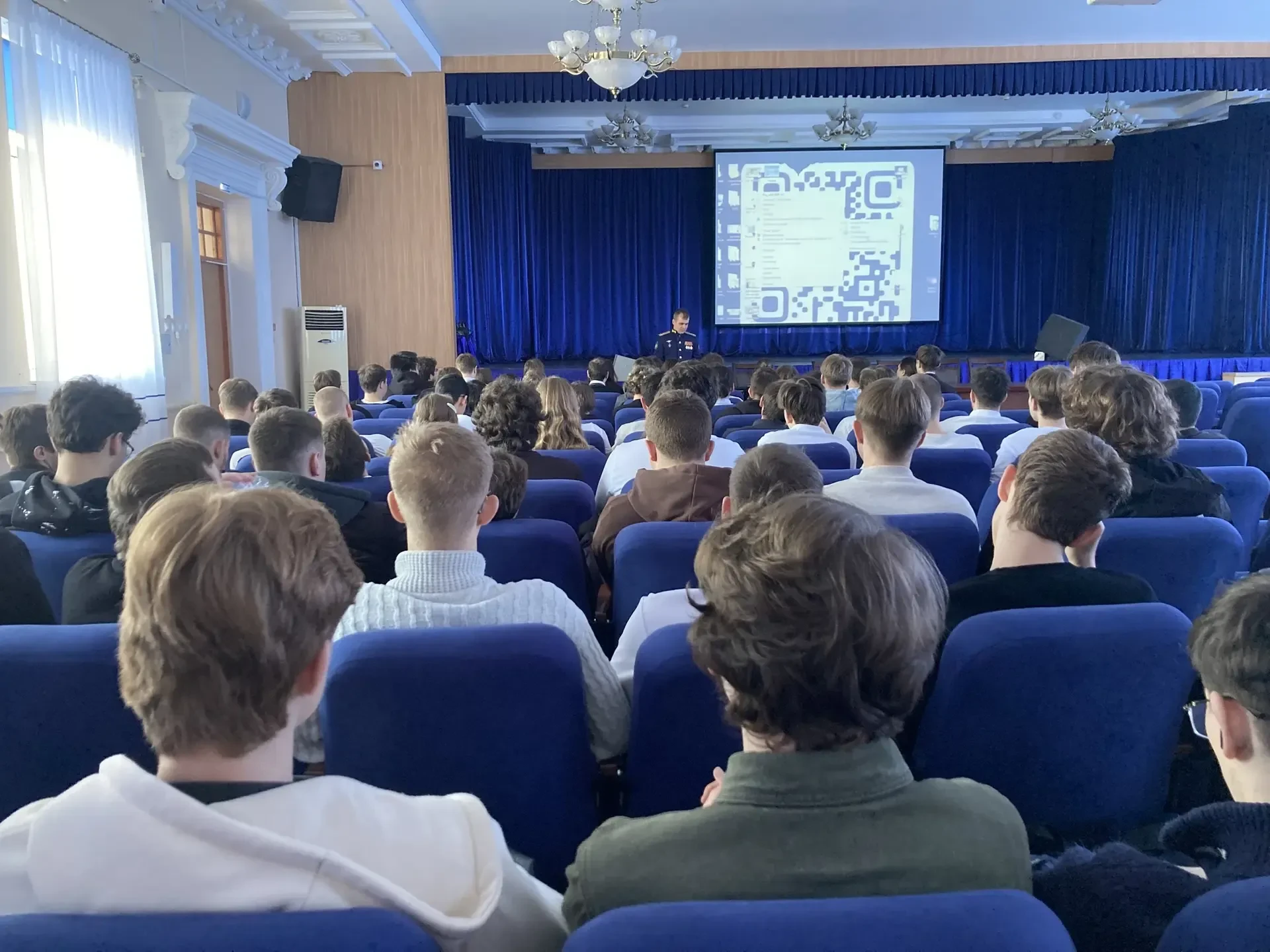 Встреча с будущим: студенты выпускных курсов техникума пообщались с представителем Военно‑космическо