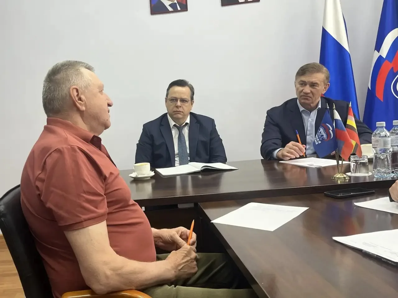 Совместно с Сенатором РФ Александром Брыксиным провели прием ветеранов СВО и членов их семей.  Отдел