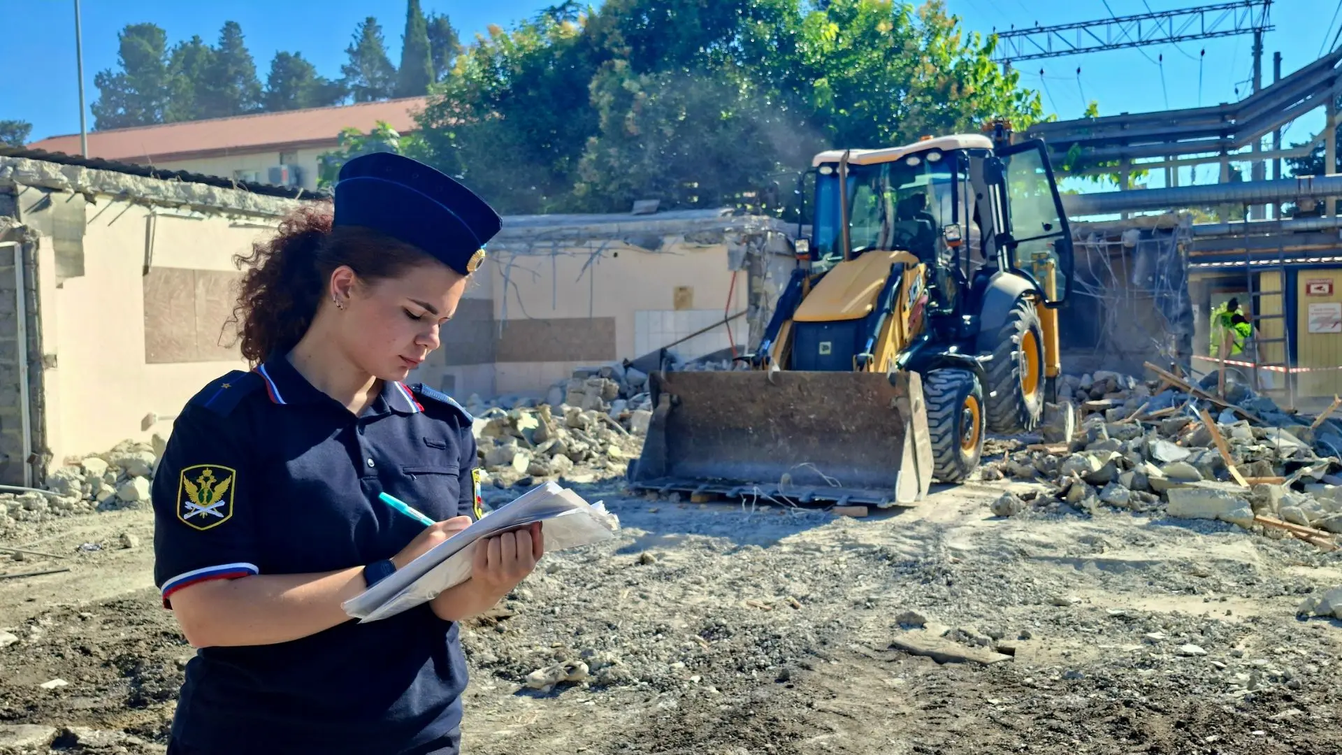 🏗 В Сочи снесена незаконная постройка у вагонного депо

Житель Сочи построил нежилое помещение площ