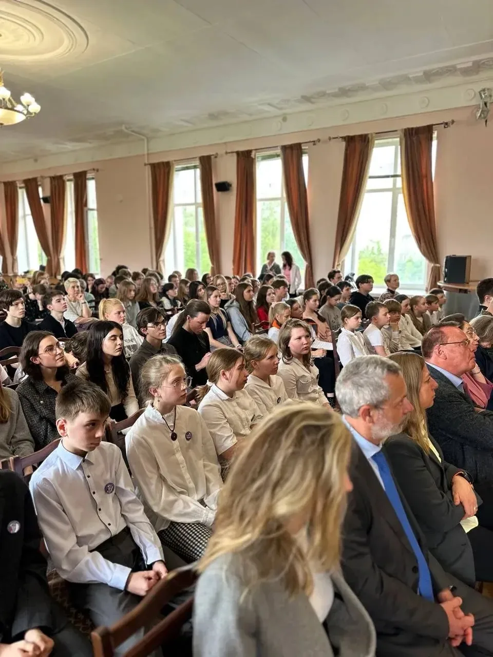 ✨ИТОГОВАЯ КОНФЕРЕНЦИЯ   🏫В школе прошла ежегодная итоговая конференция школьного научного естественн
