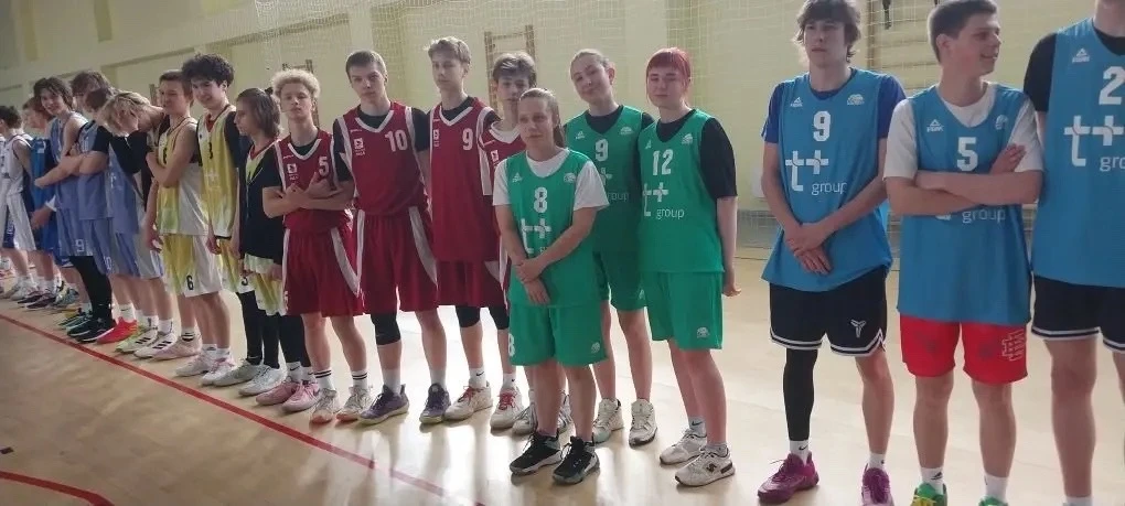 🏀 Баскетболисты нашей школы в деле!