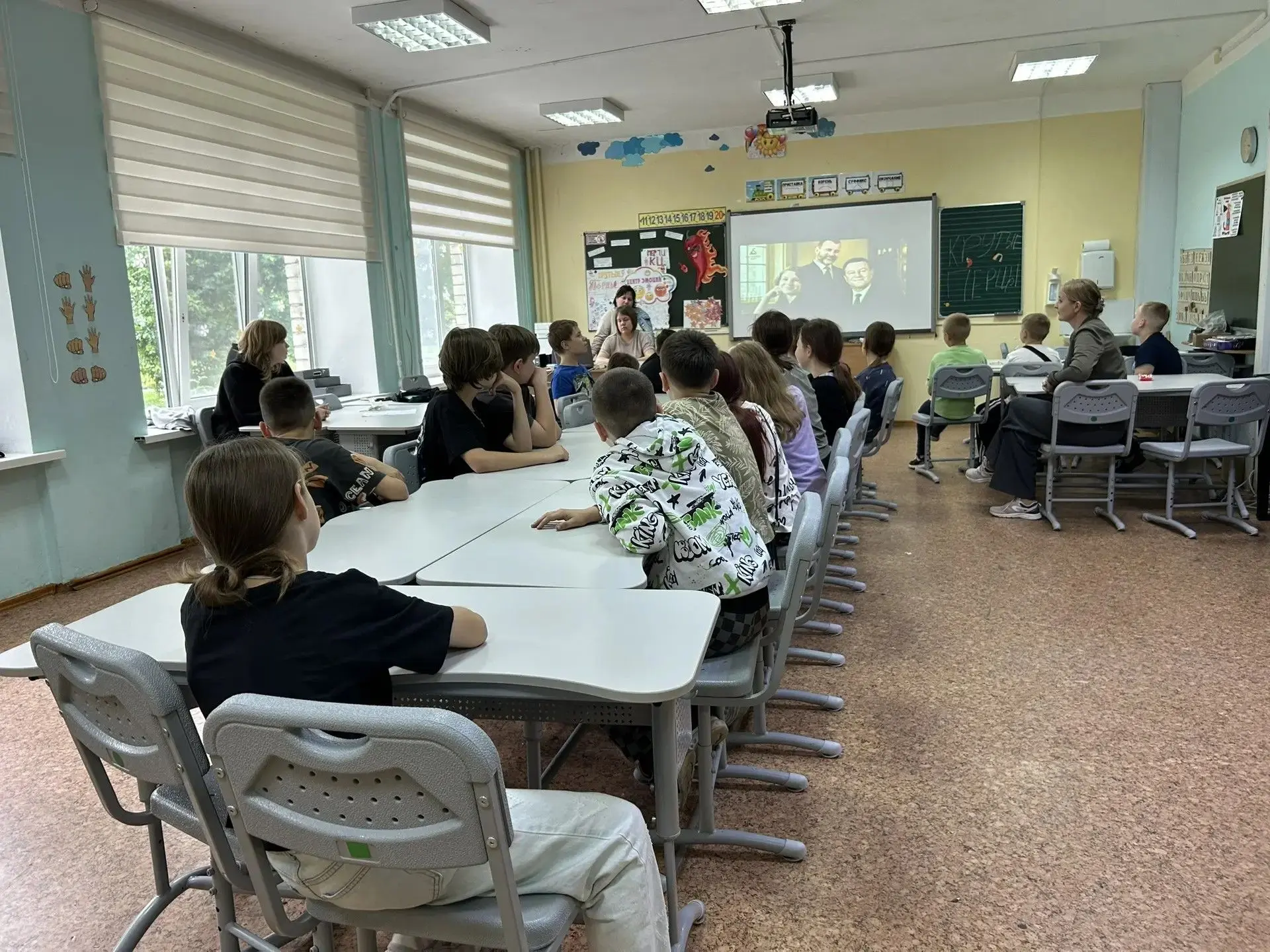 День в детском лагере: праздник дружбы, творчества и здоровья!