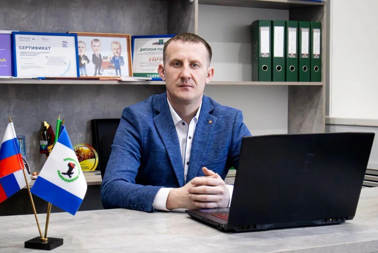 🎉 С юбилеем, дорогой Дмитрий Николаевич Черкашин - наш любимый директор ДК «Строитель»! 🎉

Сегодня