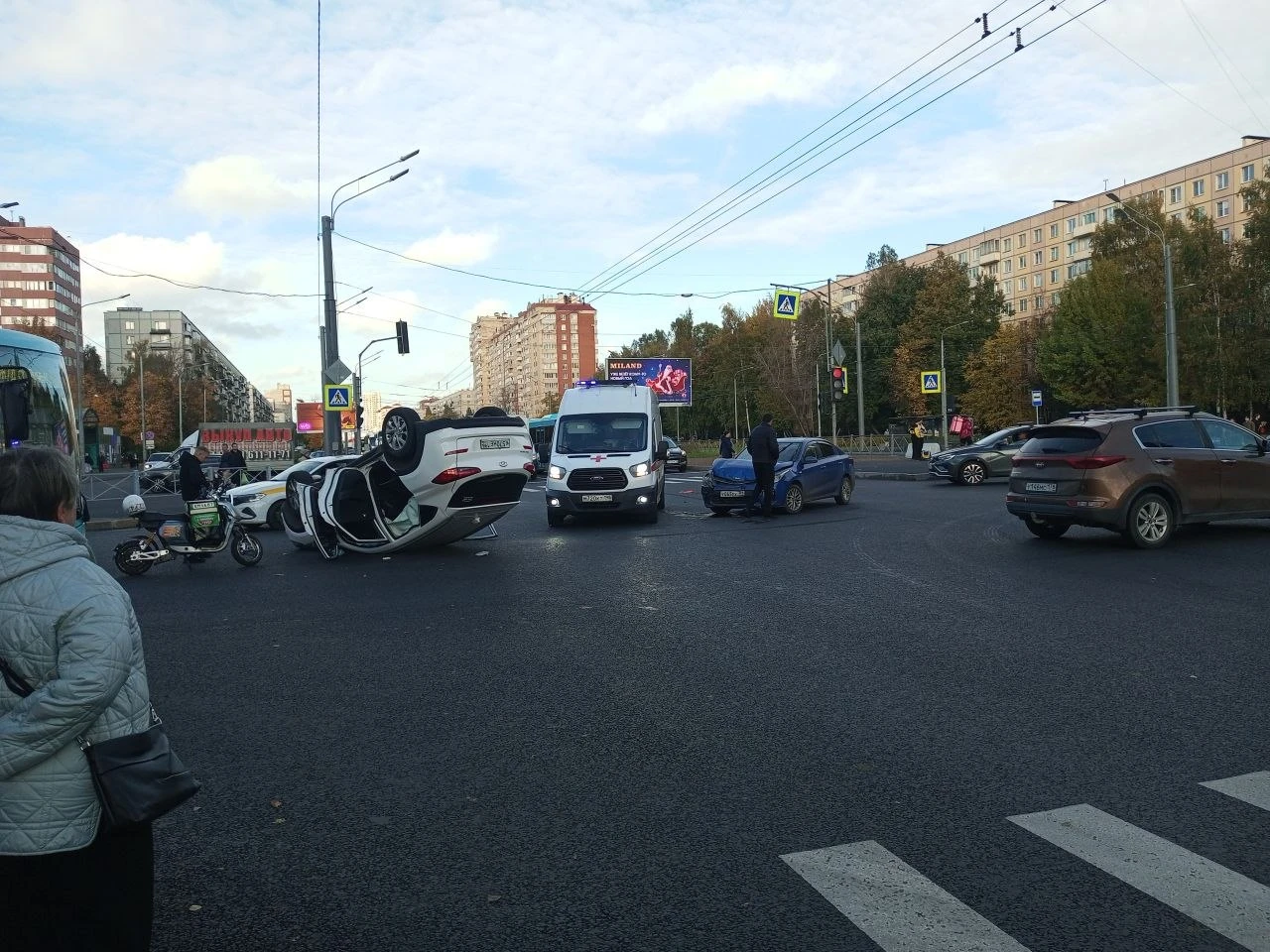 Тройное ДТП устроили иномарки на Светлановском проспекте