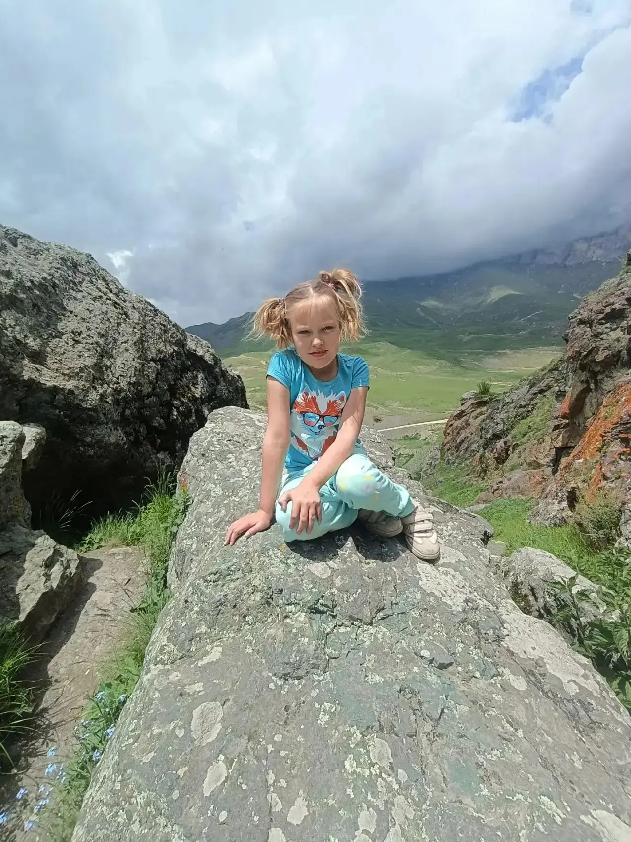 ⛰️ Нескучные каникулы: как Варвара Толстых ученица 1 «Б» класса побывала в Нальчике!