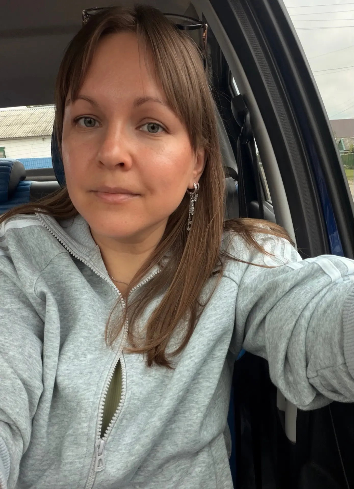 Что-то сегодня меня хватило только отвезти Настю на занятия🤣