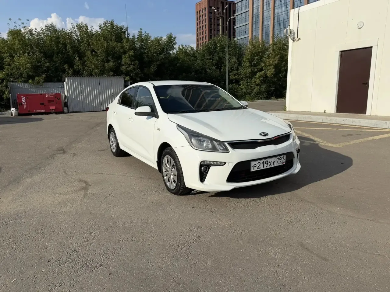 KIA RIO 2017; 1.6AT; ПРОБЕГ 256.000 км.  ПЕРВОНАЧАЛЬНЫЙ ВЗНОС 50.000₽, ЕЖЕМЕСЯЧНЫЙ ПЛАТ...