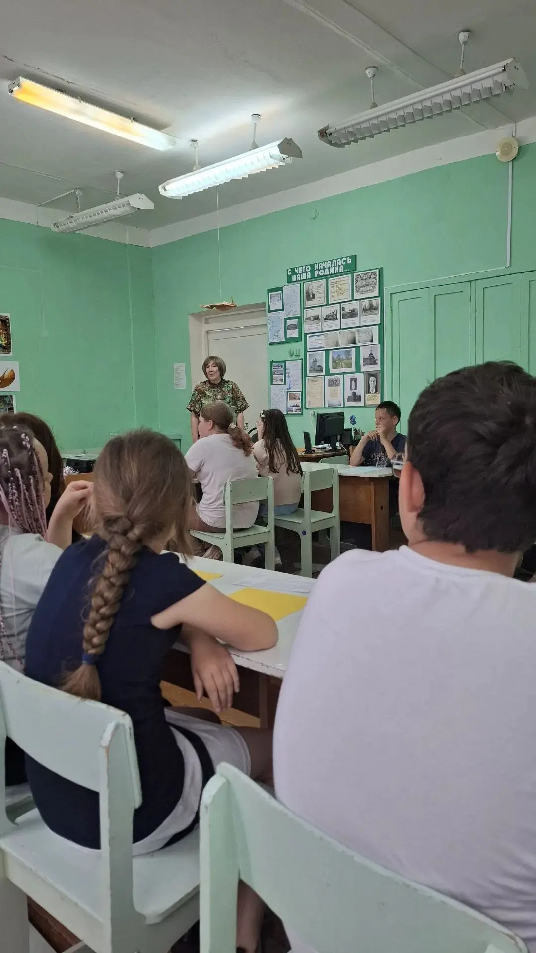 В период летних каникул 15 июня в стенах МБОУ Вахромеевская СОШ состоялось настоящее погружение в ми