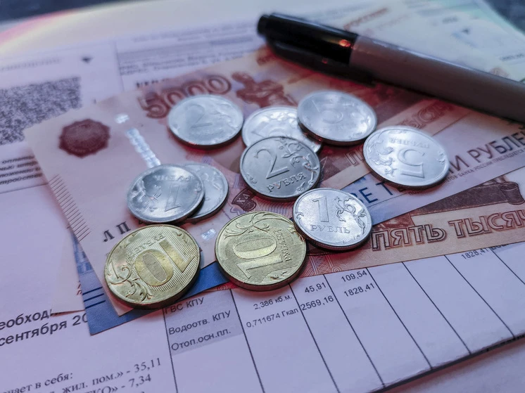 Жители в 65 регионах переплатили за коммуналку свыше 10 млрд рублей