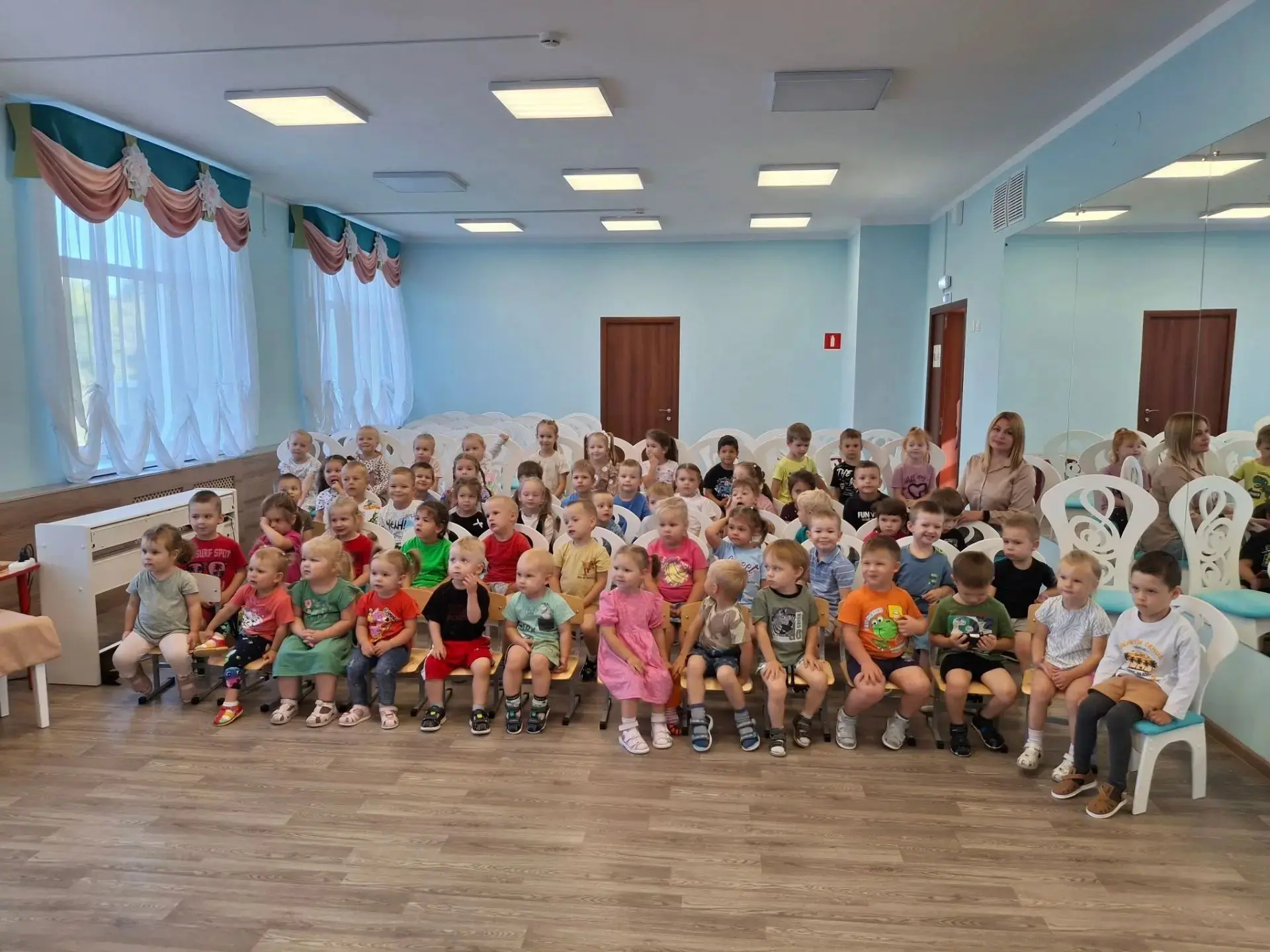 К нам в сад  приезжал театр! ✨