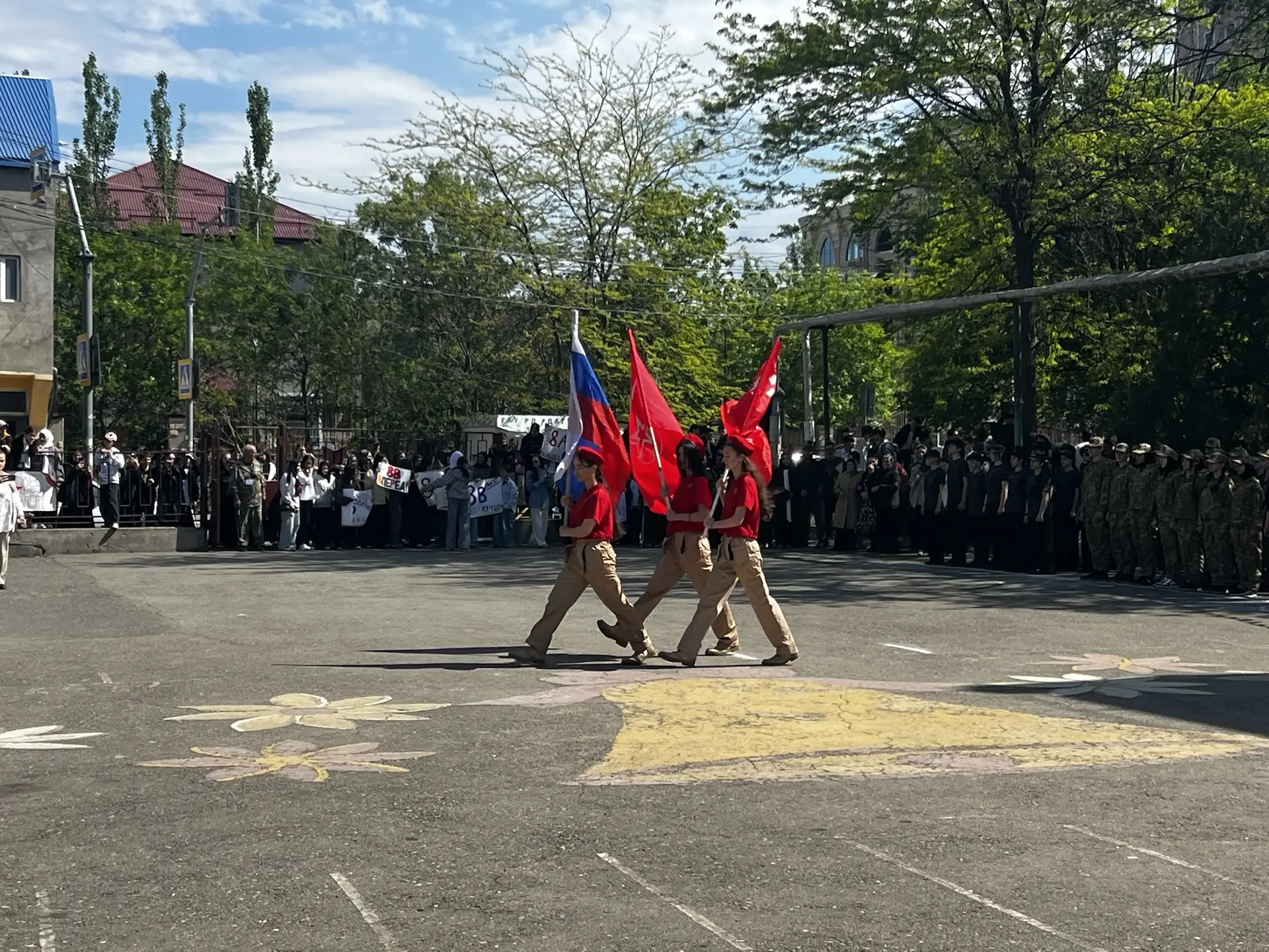 7 мая на территории нашей школы прошло патриотическое мероприятие «Смотр строя и песни»...