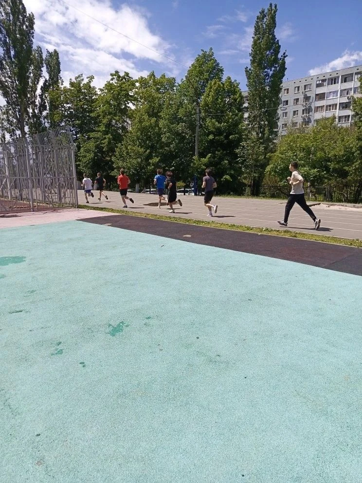 28.05.2026 учащиеся 10-х классов  продолжили  участие в учебных сборах , которые предст...