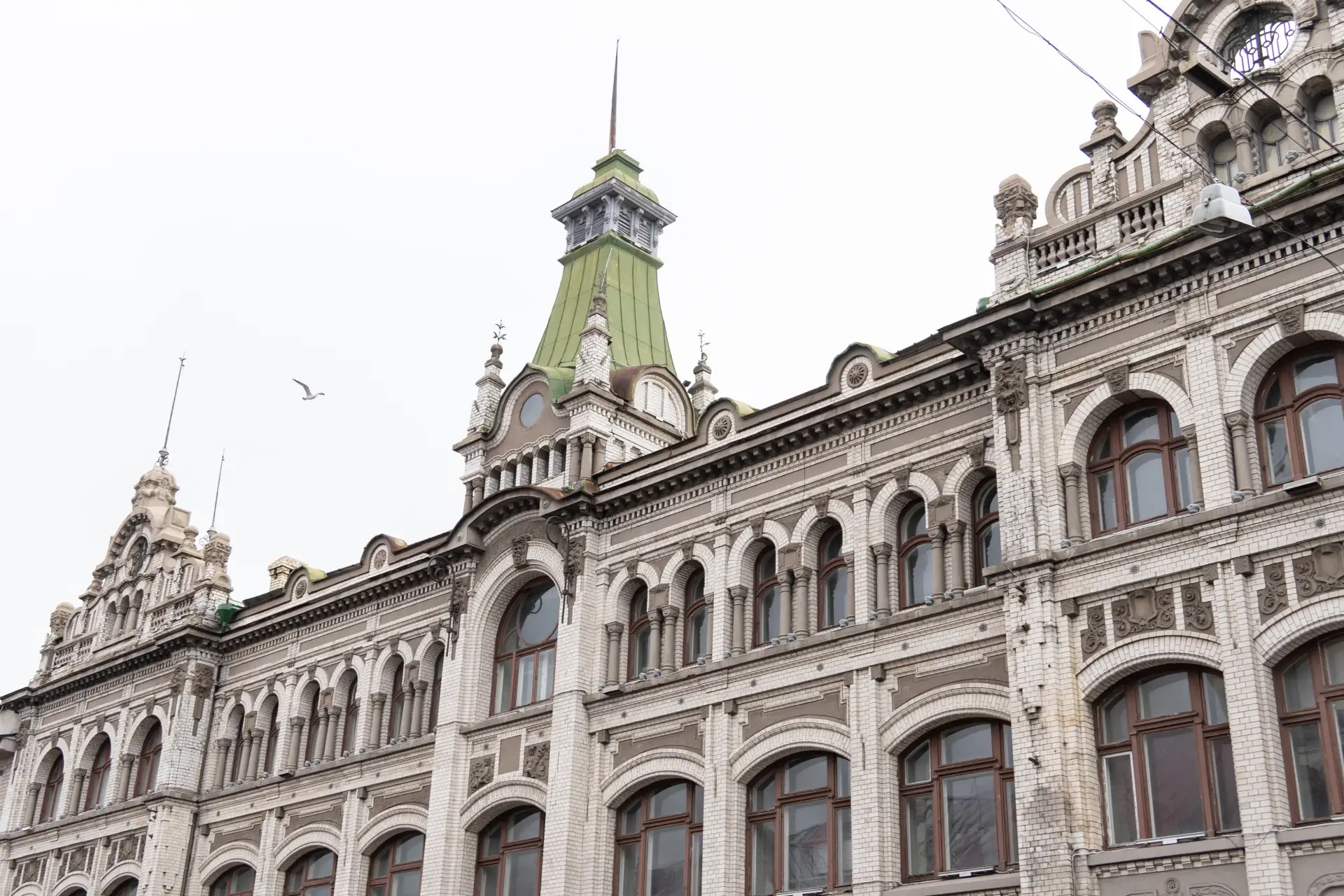 🗺️ Продолжаем знакомиться с историей города на наших пешеходных экскурсиях! Сегодня ра...
