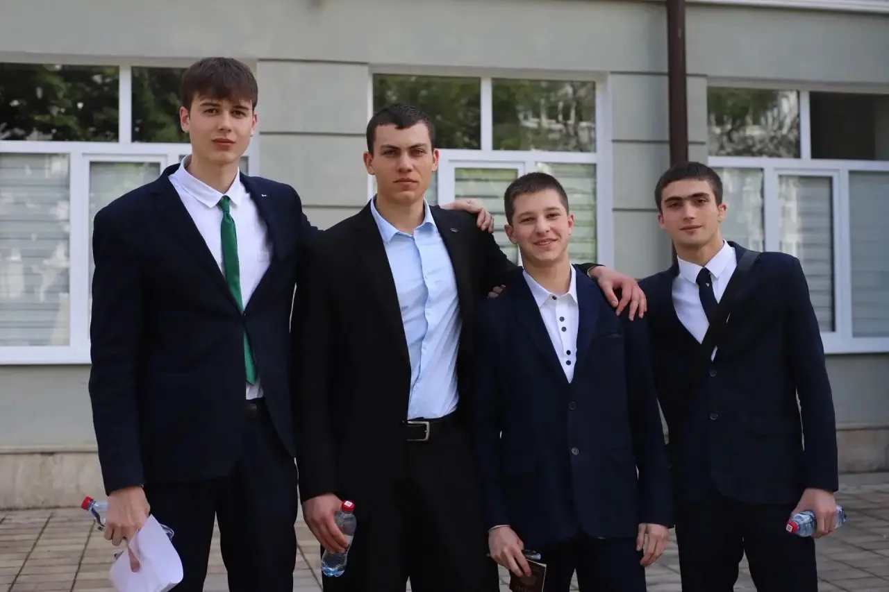 Сегодня в Северной Осетии пройдет масштабный экзаменационный день

📌Этот день стал одним из самых н