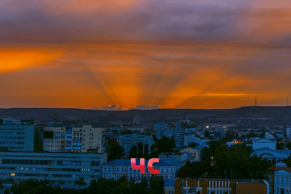 Жаркие праздничные выходные обещают быть насыщенными