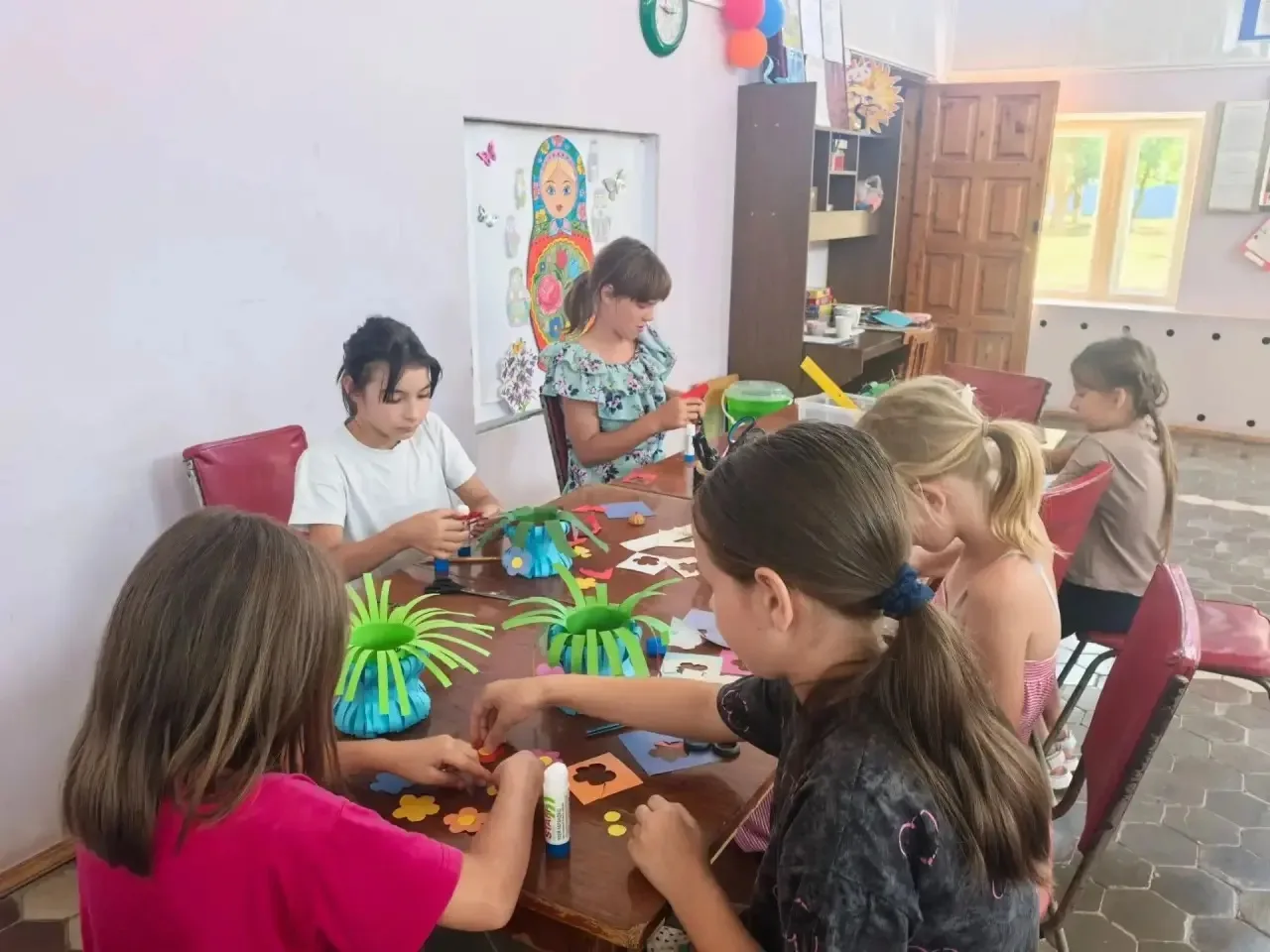 На приклубной площадке "Солнечная страна" прошел мастер-класс по изготовлению  объемной...