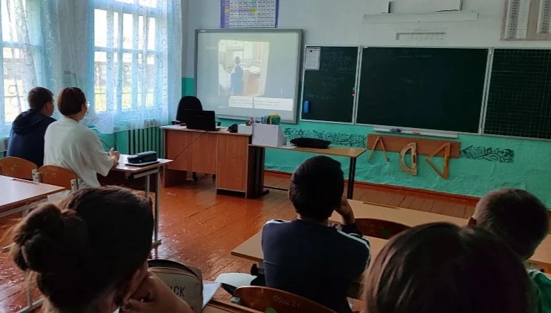 Сегодня в нашей школе с обучающимися 5-9 классов был проведен классный час на тему: "Ка...