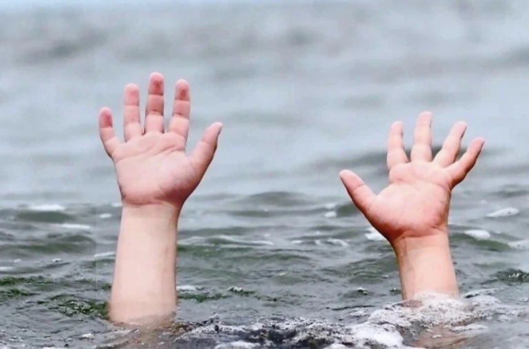 ‼️ Детям ЗАПРЕЩЕНО одним находиться около водоёмов и в водоемах без постоянного контроля родителей и