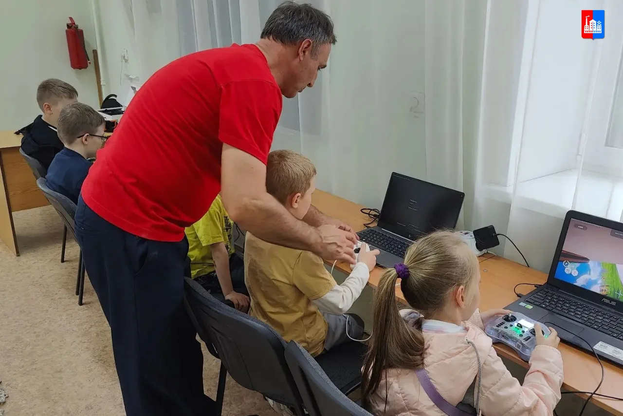 Дому детского творчества — 81 год!   ✔️19 мая Дом детского творчества открыл двери для детей и родит