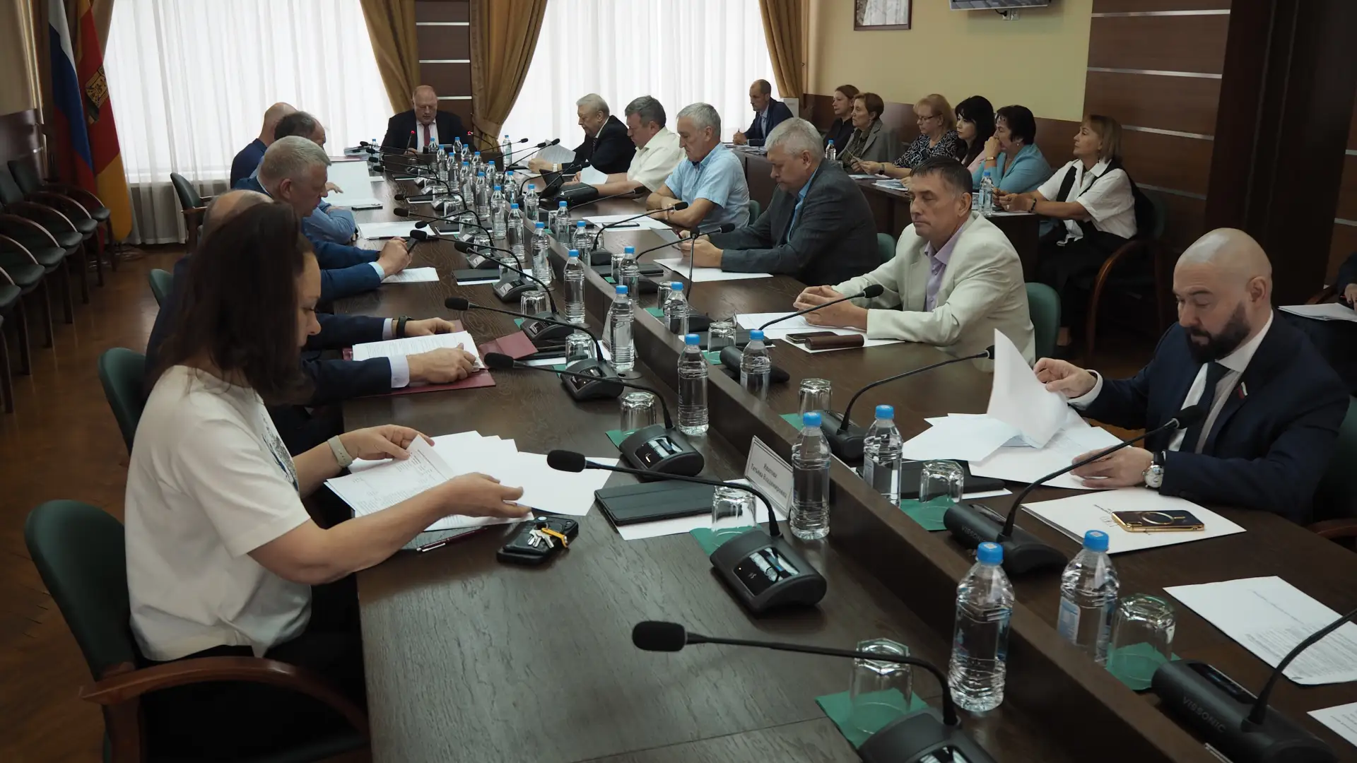 4 июня председатель областного парламента Сергей Голубев провел заседание Совета Законо...