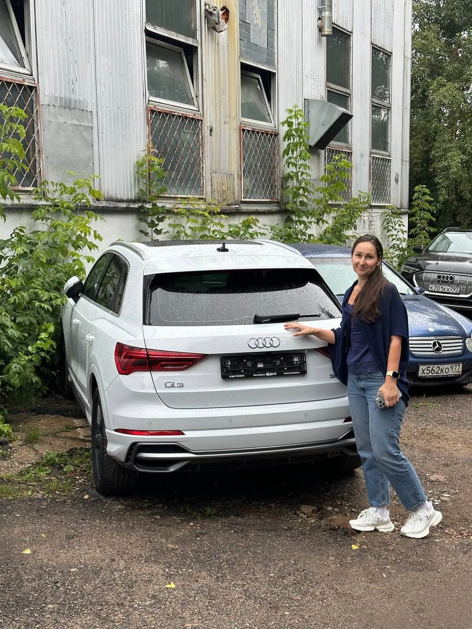Выдаем Audi Q3 Людмиле